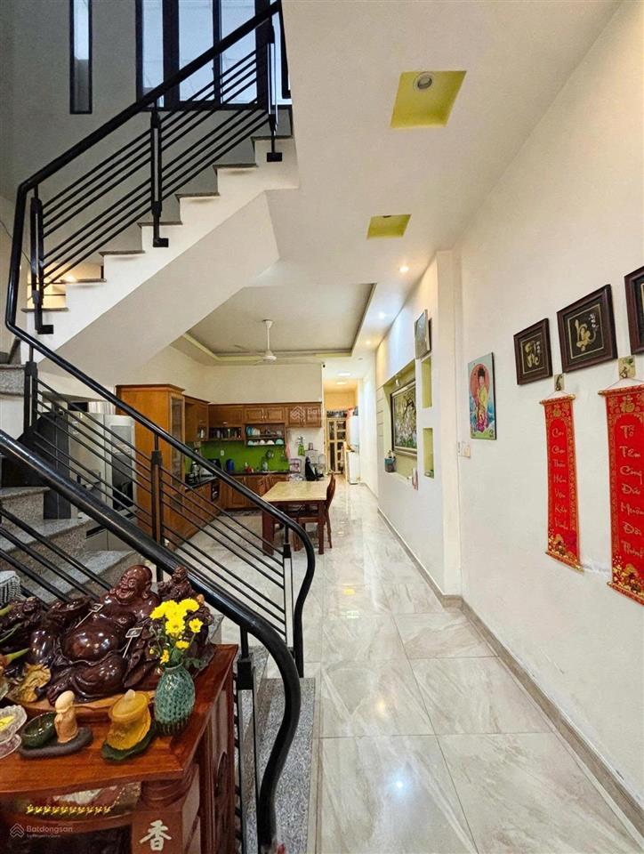 *** nhà đẹp vị trí vip nguyễn thị thập, 125m2, 2 tầng, hẻm ôtô, nhà cần bán gấp , nhỉnh 9,xtỷ tl