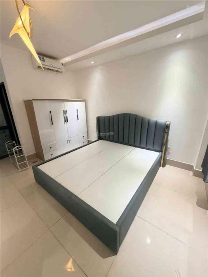 Chính chủ bán gấp tòa chdv 5 tầng, khánh hội, quận 4  dòng tiền 120 triệu/tháng