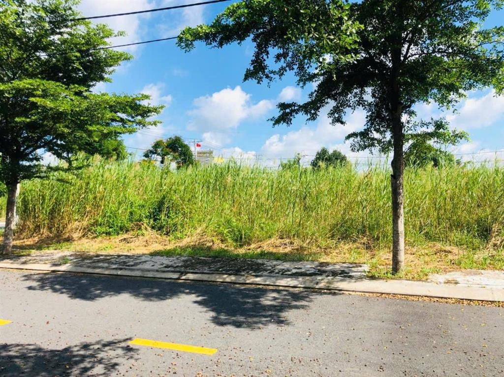 Chính chủ cần bán đất nền sài gòn village long hậu view đường công viên diện tích 5x16m