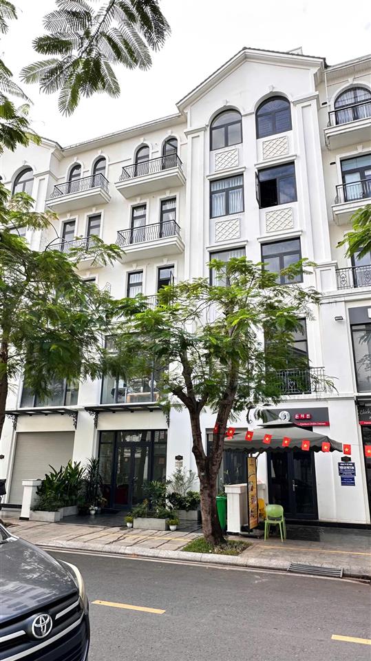 Bán nhà 126m² 7x18 6 tầng dòng tiền cho thuê 60 triệu/tháng nhà phố vinhomes sổ hồng sẵn
