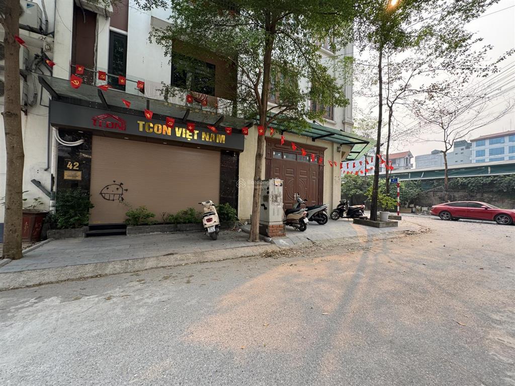 Bán đất tái định cư kiều mai , ô tô , vỉa hè , kinh doanh , 83m2 , 5,5 mặt tiền , 24,5 tỷ