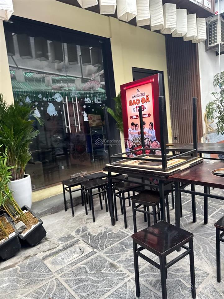 Bán nhà riêng tại phố mai dịch, 7,8 tỷ, 30m2  chính chủ hot!