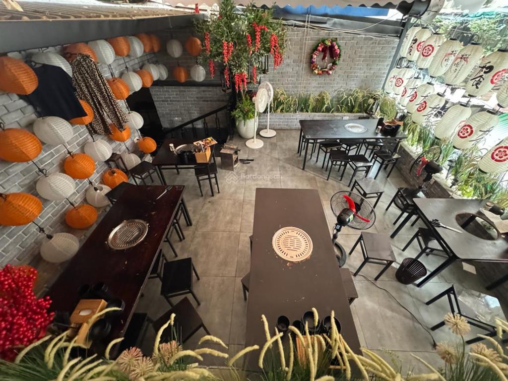 Bán nhà riêng tại phố mai dịch, 7,8 tỷ, 30m2  chính chủ hot!