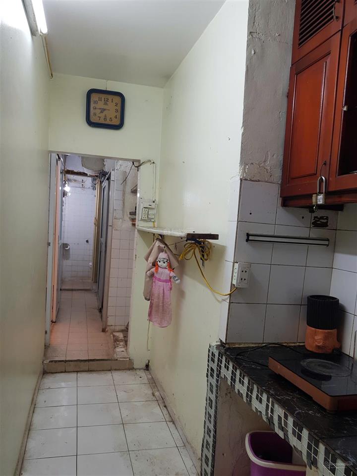 Cho thuê căn hộ tầng 2 nhà e6 khu tt thành công phường giảng võ