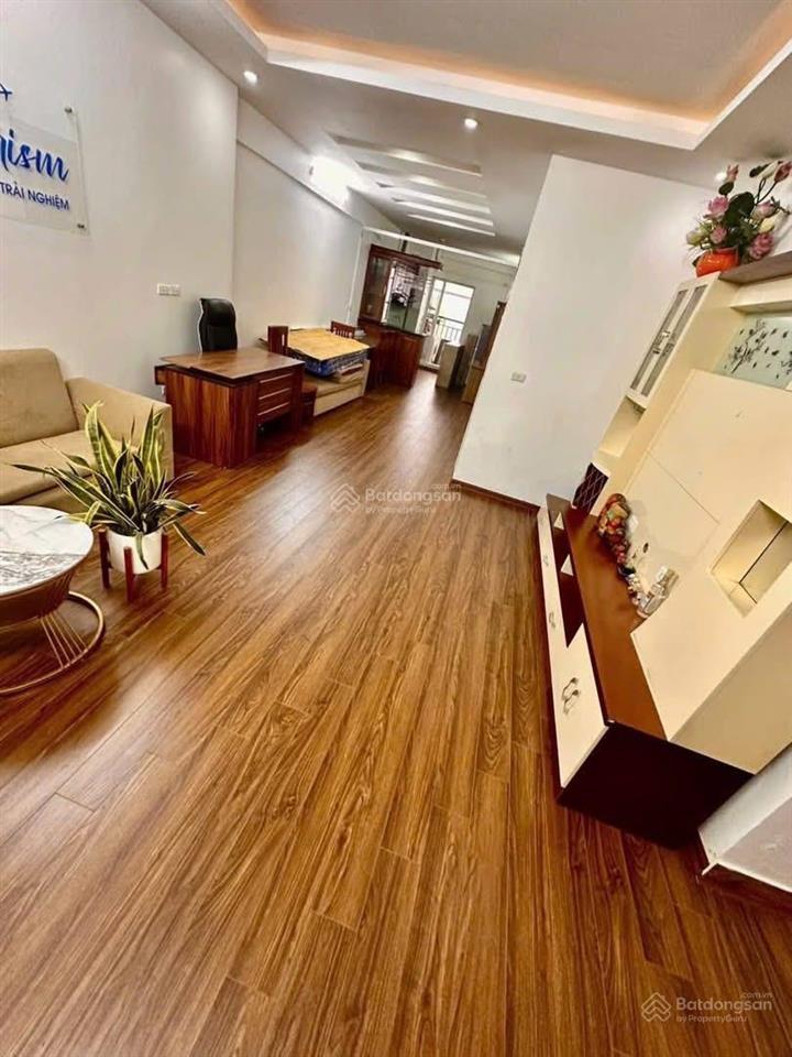 Nhà bán, cầu diễn, hồ tùng mậu, toà mới đẹp, sổ mỗi nhà 1 phôi ôtô đỗ thang máy xịn  full nội thất