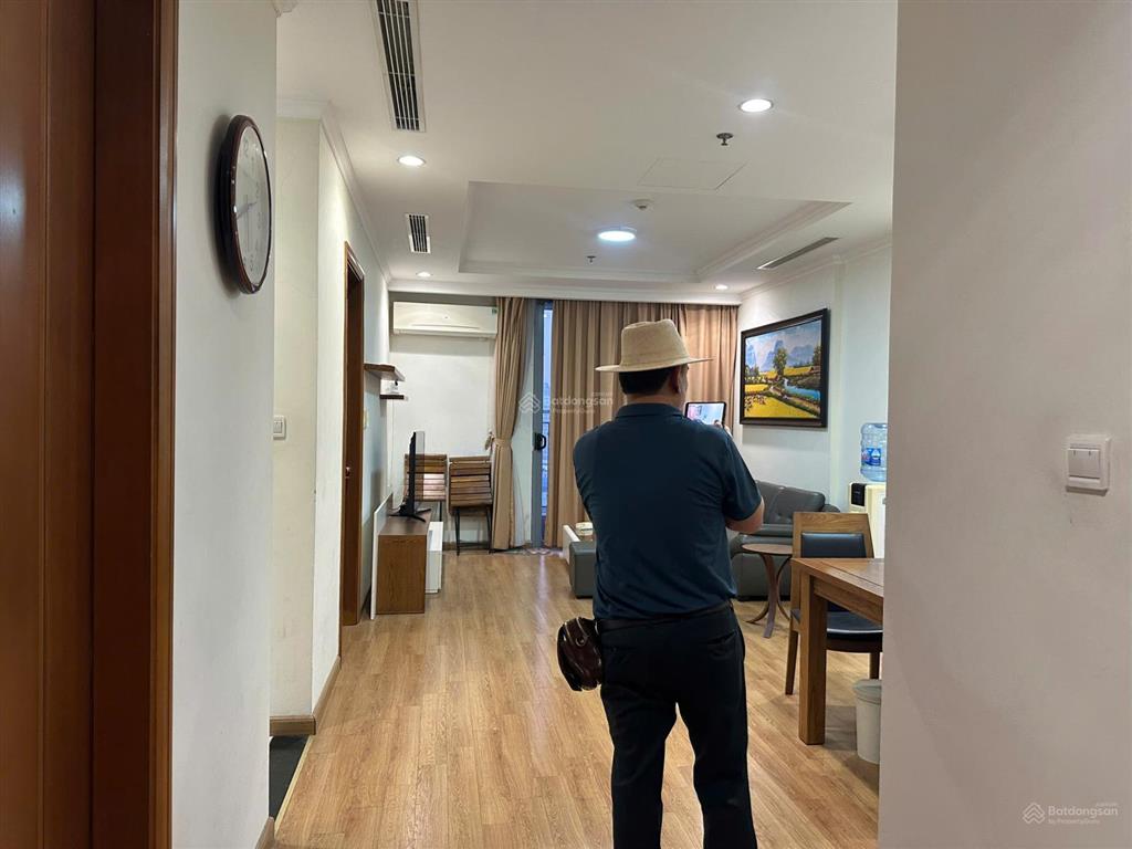 Bán căn hộ chung cư tại nguyễn chí thanh, 11 tỷ, 80m2, 2pn, 2wc, hướng tây bắc, đn  0941 667 ***