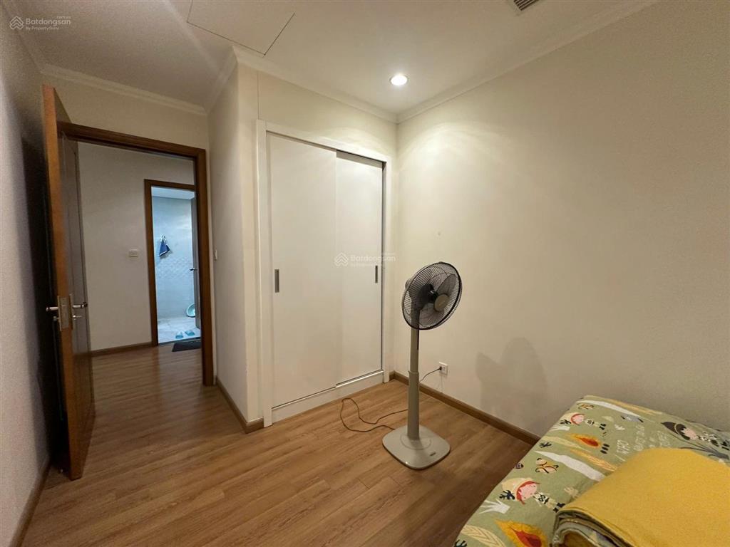 Bán căn hộ chung cư tại nguyễn chí thanh, 11 tỷ, 80m2, 2pn, 2wc, hướng tây bắc, đn  0941 667 ***