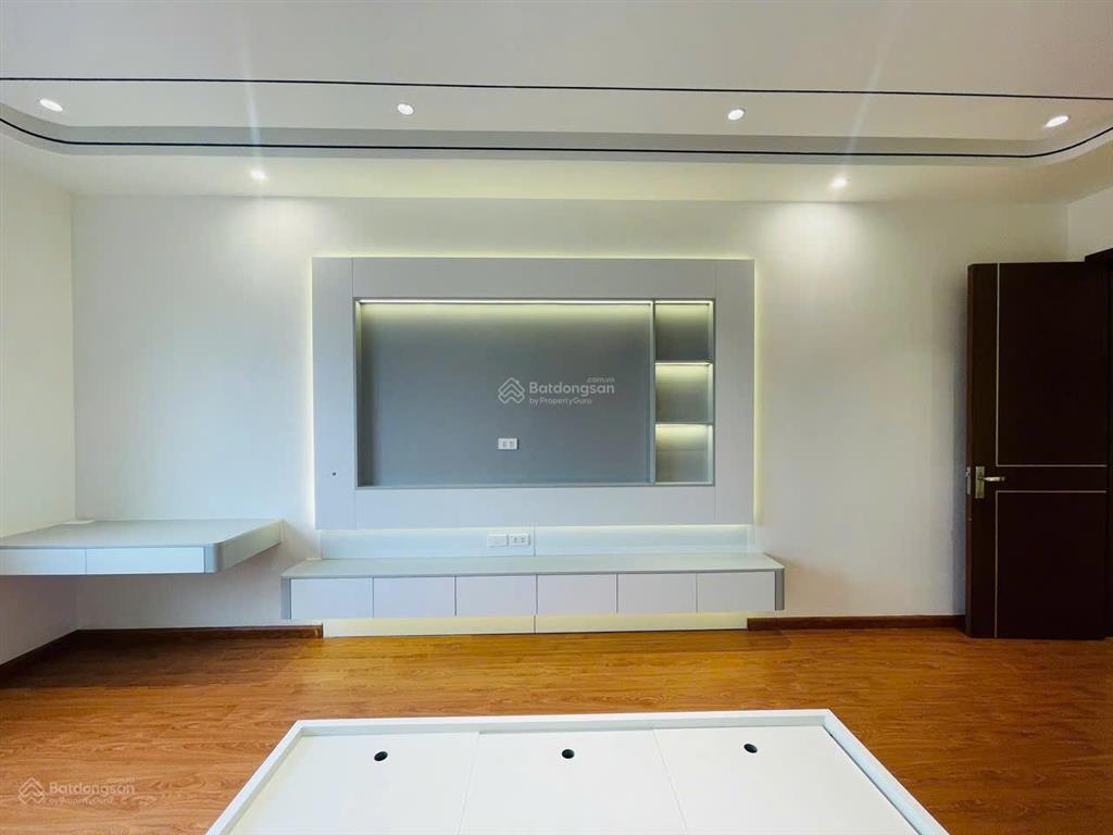 Bán cc 3pn, 2wc, 122m2, tại hoàng đạo thúy, 11 tỷ vnd  0941 667 ***
