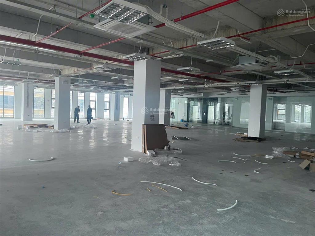 Cho thuê văn phòng tại triều khúc, 240 triệu, 1000 m2 view đẹp uy tín  0941 667 ***