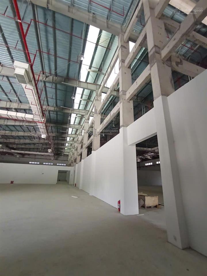 Cho thuê kho, nhà xưởng 5000m2 tại xã quất động, 750 triệu vnd giá ưu đãi  0941 667 ***
