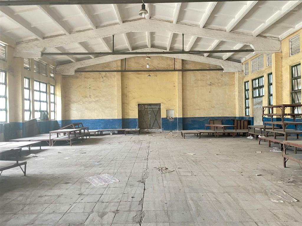 Cho thuê kho, nhà xưởng 1120m2 tại thị trấn yên viên, giá cực chất 78 triệu vnd  0941 667 ***