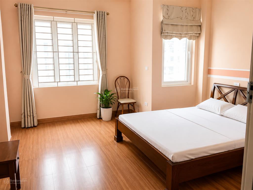 Phân lô  ngõ ô tô tránh  gần phố  kinh doanh ngõ thông  nhà 5 tầng chắc chắn  giá 21 tỷ ( tl )