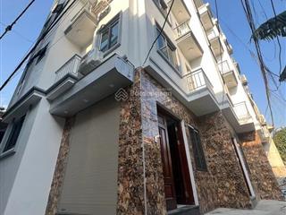 Nhà mới bắc từ liêm ngõ thôngô tô gần lô góc 3 mặt thoáng full nội thất  thang máy mới.