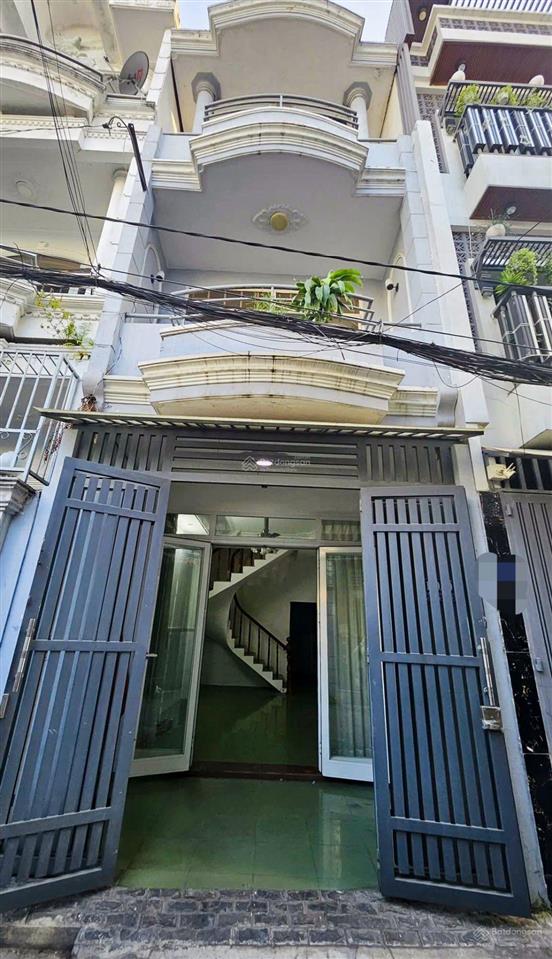 Bán nhà riêng hxh tại phạm văn chiêu, 5,5 tỷ, 42 m2  3 tầng. giá 5,5 tỷ
