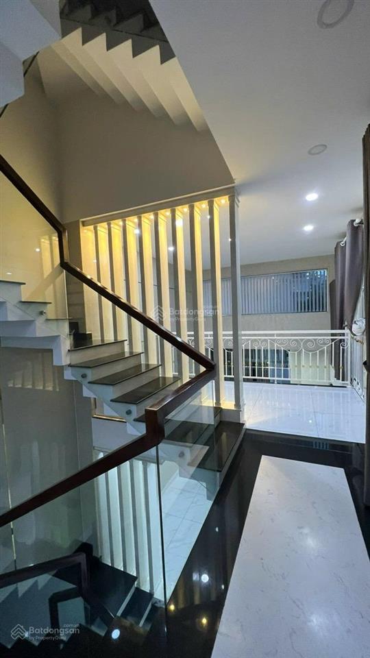 Góc 2 mặt tiền khu đồng bộ nguyễn văn dung phường an nhơn. giá chỉ 10 tỷ