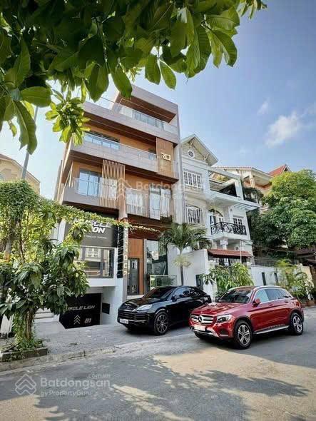 Cho thuê tòa nhà hầm 5 tầng  trương văn bang quận 2 tp thủ đức