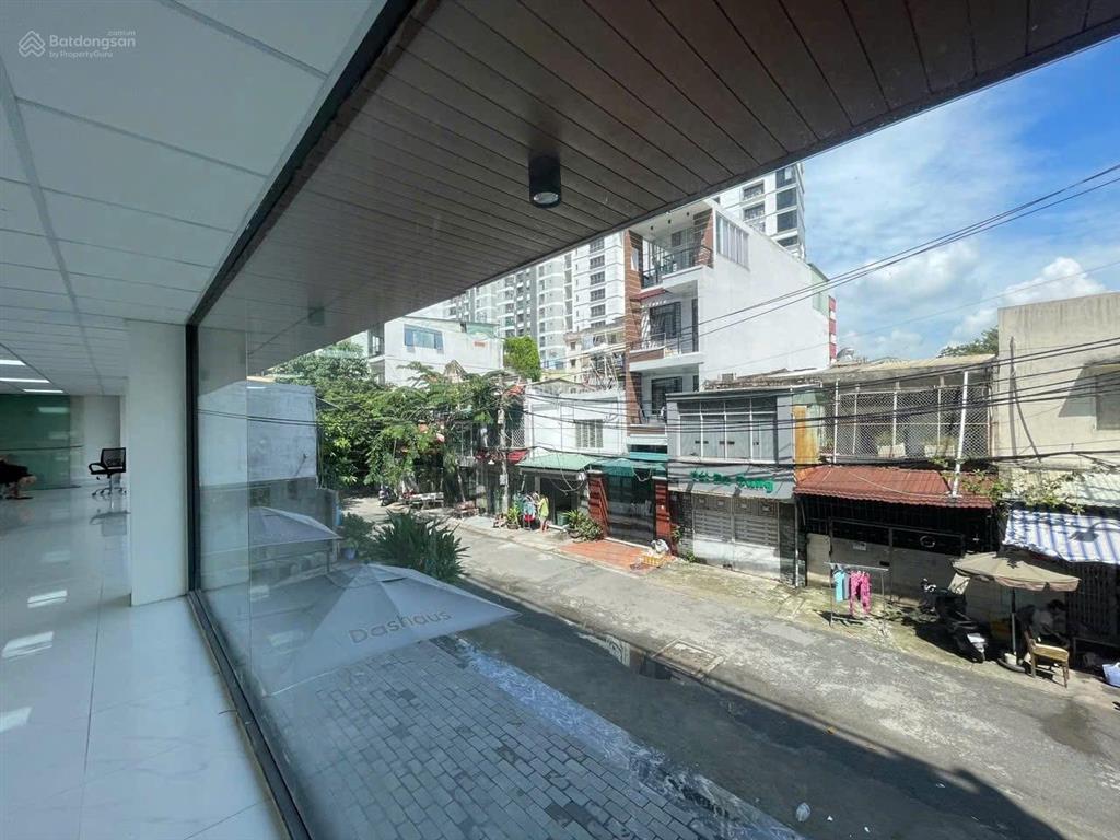 Cho thuê tòa nhà mặt tiền đường nguyễn cơ thạch gần khu sala, quận 2