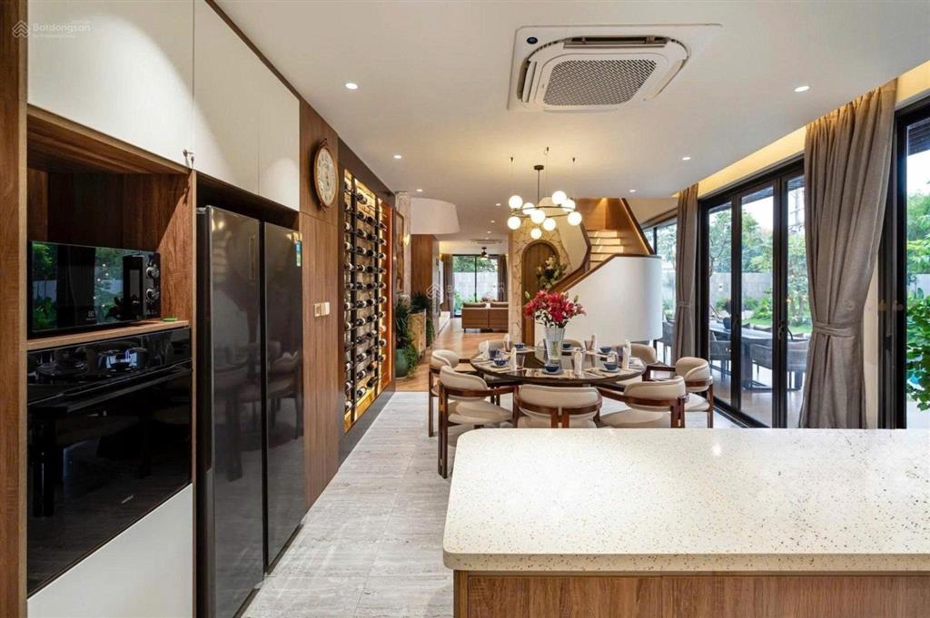 Villa đẳng cấp không gian sống & kinh doanh hoàn hảo tại trần lựu, quận 2
