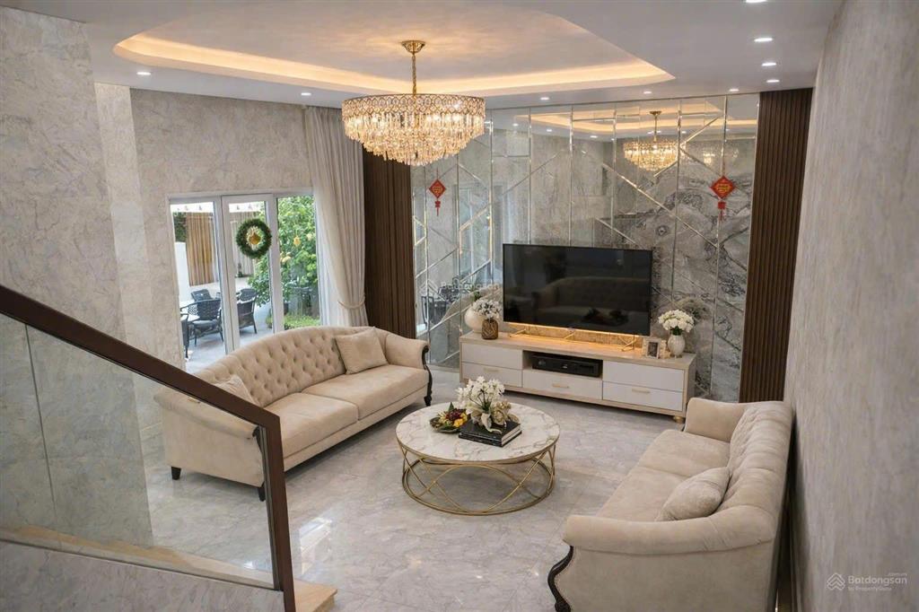 Cho thuê villa thảo điền diện tích 50m x 40m không gian sống thượng lưu giữa lòng sài gòn