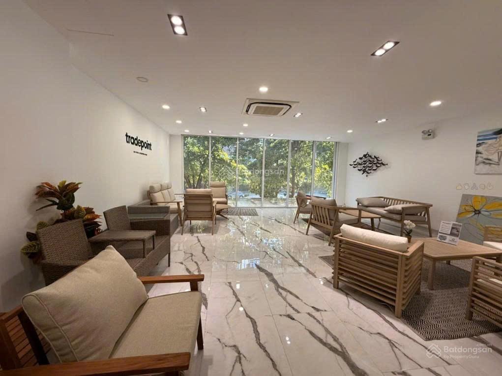 Tòa nhà nguyễn cơ thạch, sala mặt tiền lớn nâng tầm thương hiệu