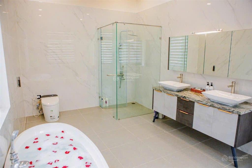 Cho thuê biệt thự đẳng cấp tại thảo điền, không gian sống lý tưởng.