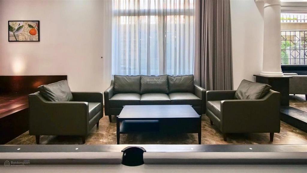 Cho thuê villa cao cấp nhà mới 100% đường vũ tông phan