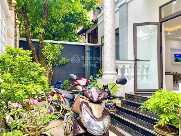 Cho thuê biệt thự cao cấp đường giang văn minh khu an khánh quận 2