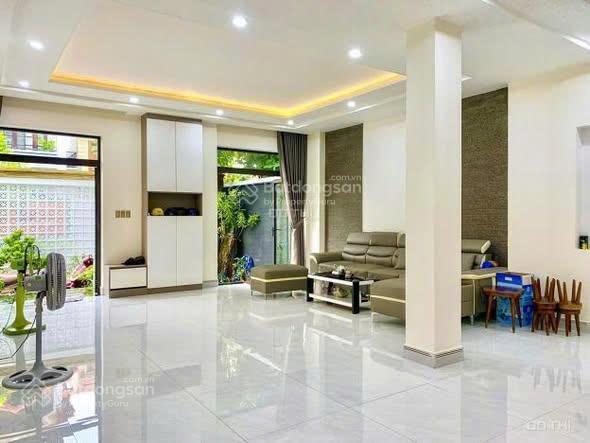 Cho thuê biệt thự cao cấp đường giang văn minh khu an khánh quận 2