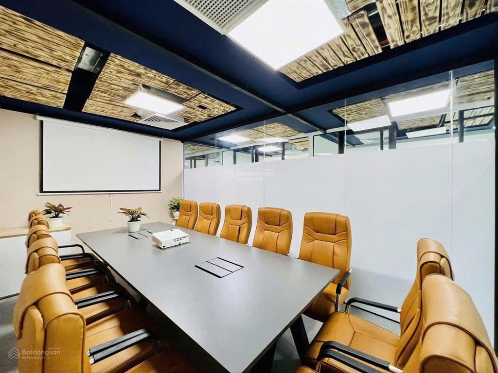 Building góc 2 mặt tiền lương định của hầm + 4 tầng setup linh hoạt