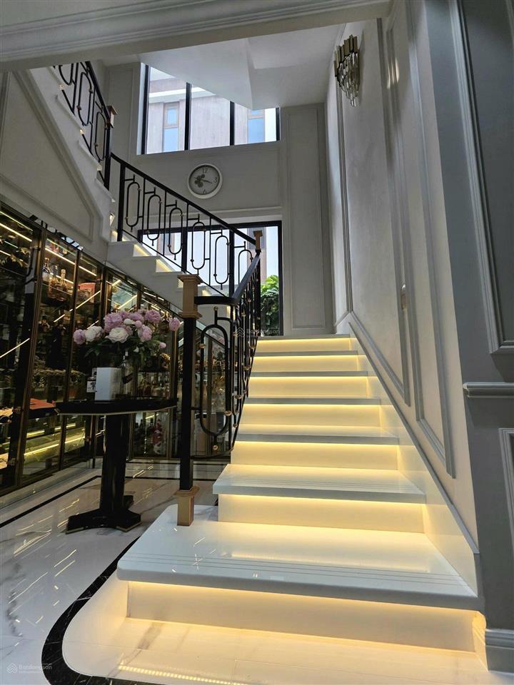 Cho thuê căn lavila đường trần não an khánh quận 2