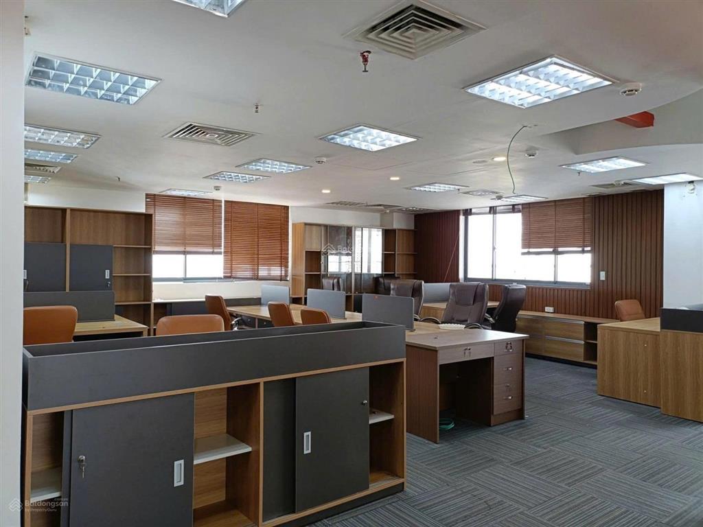 Cho thuê tòa nhà văn phòng  trần quý kiên, quận 2