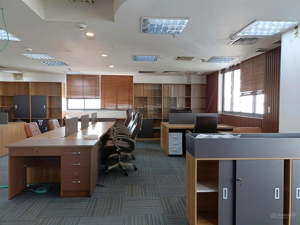 Cho thuê tòa nhà văn phòng  trần quý kiên, quận 2