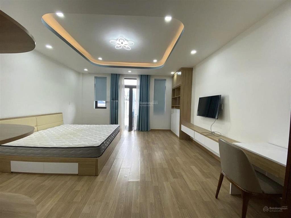 Cho thuê biệt thự sang trọng, vị trí đẹp, đường vạn kiếp, quận 2