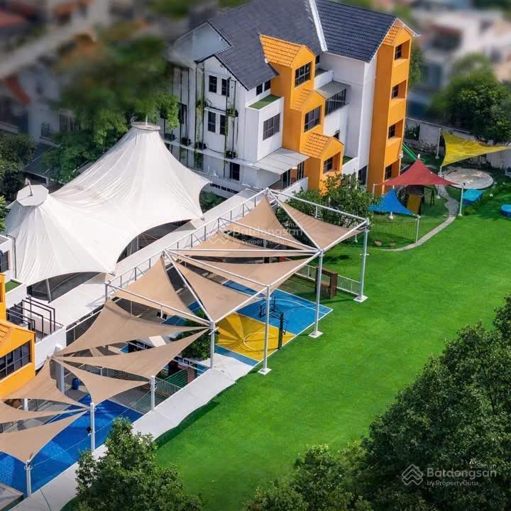 Cho thuê mặt bằng siêu rộng phù hợp hệ thống trường học, cafe, nhà hàng diẹn tích 2.500m2