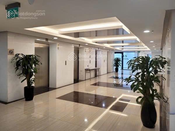 Cho thuê tòa nhà căn góc 2 mặt tiền đường lê duẩn, diện tích 24 x 39m, dtsd 1.500m2, quận 1