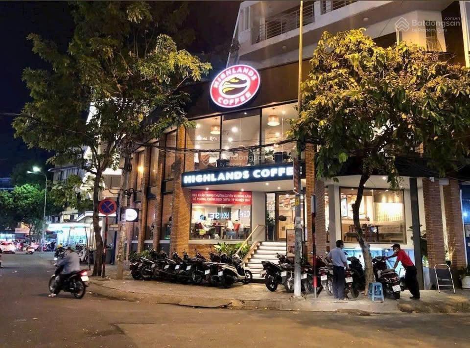 Cho thuê mặt bằng kinh doanh 2 mặt tiền đắc địa đường cách mạng tháng tám quận 10