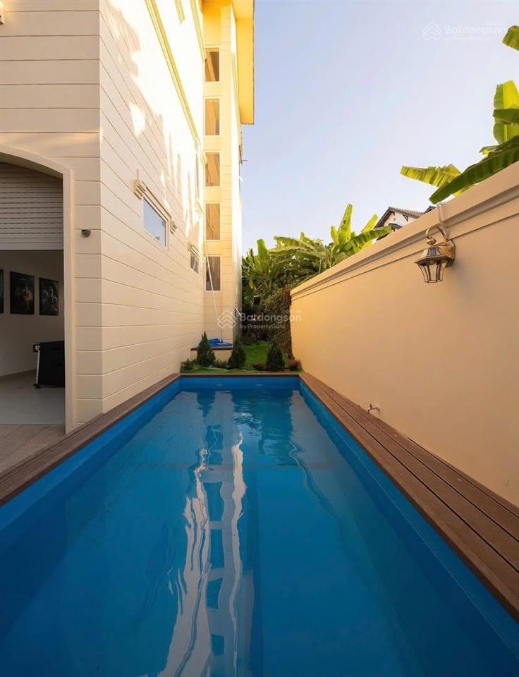 Cho thuê biệt thự sân vườn cao cấp khu trần não diện tích 24m x 56m , quận 2