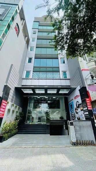 Cho thuê tòa nhà văn phòng mặt tiền đường nguyễn văn chiêm dt 11m x 31m, quận 1