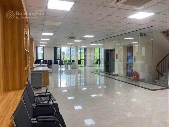 Cho thuê toà nhà mặt tiền đường chu văn an dt 1.200m2 bình thạnh
