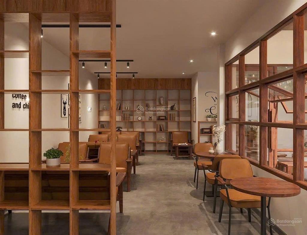 Cho thuê mặt bằng kinh doanh phan xích long diện tích sử dụng 1.300m2, phú nhuận