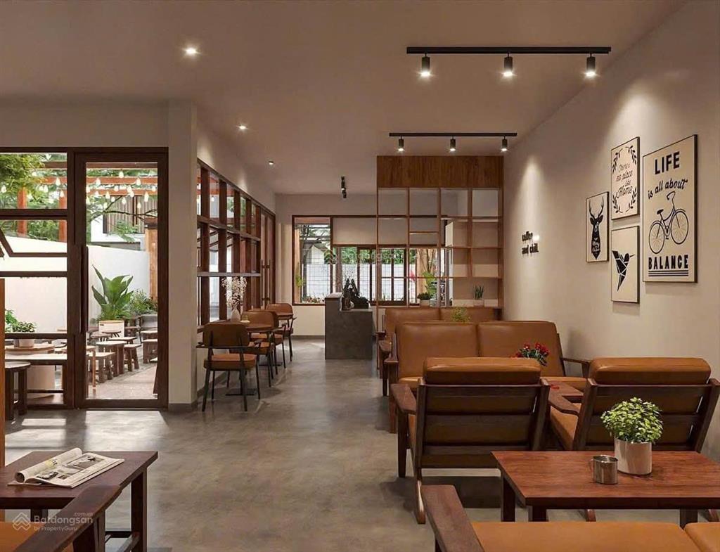 Cho thuê mặt bằng kinh doanh phan xích long diện tích sử dụng 1.300m2, phú nhuận