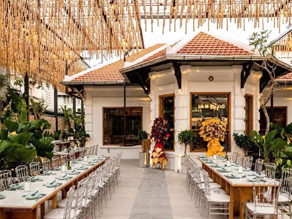 Cho thuê mặt bằng kinh doanh đắc địa ung văn khiêm diện tích 21m x 40m, quận bình thạnh