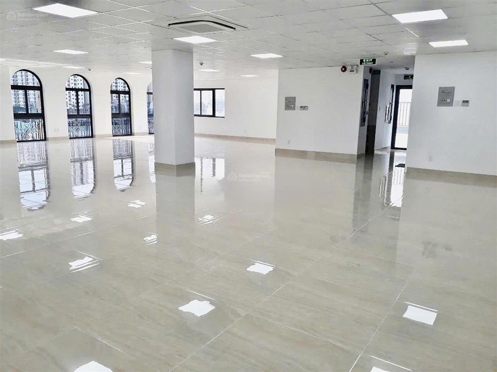 Cho thuê căn góc 2 mặt tiền đắc địa trần ngọc diện, diện tích 22m x 43m, thảo điền, quận 2