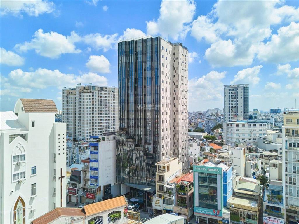 Cho thuê tòa nhà mặt tiền đường phan đăng lưu dt 2.200m2 quận bình thạnh