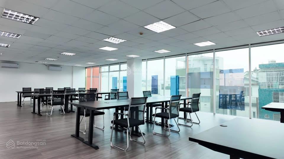 Cho thuê tòa nhà văn phòng góc 2 mặt tiền nguyễn văn trỗi, phú nhuận