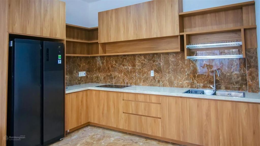 Cho thuê tòa nhà biệt thự góc 2 mặt tiền phan xích long dt 20 x 25m, phú nhuận