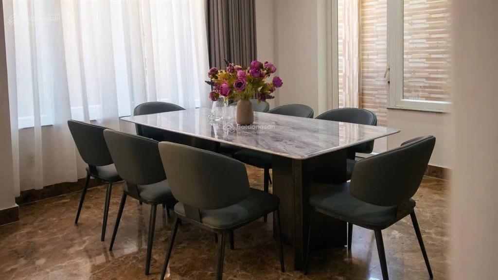 Cho thuê villa căn góc 2 mặt tiền trần lựu dt 10m x 20m 3 lầu, an phú, quận 2