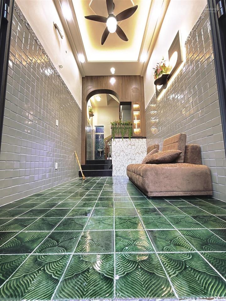 Nhà đẹp giá rẻ 22m2 hậu giang 3 tầng btct vào ở ngay chỉ 4 tỷ nhỉnh