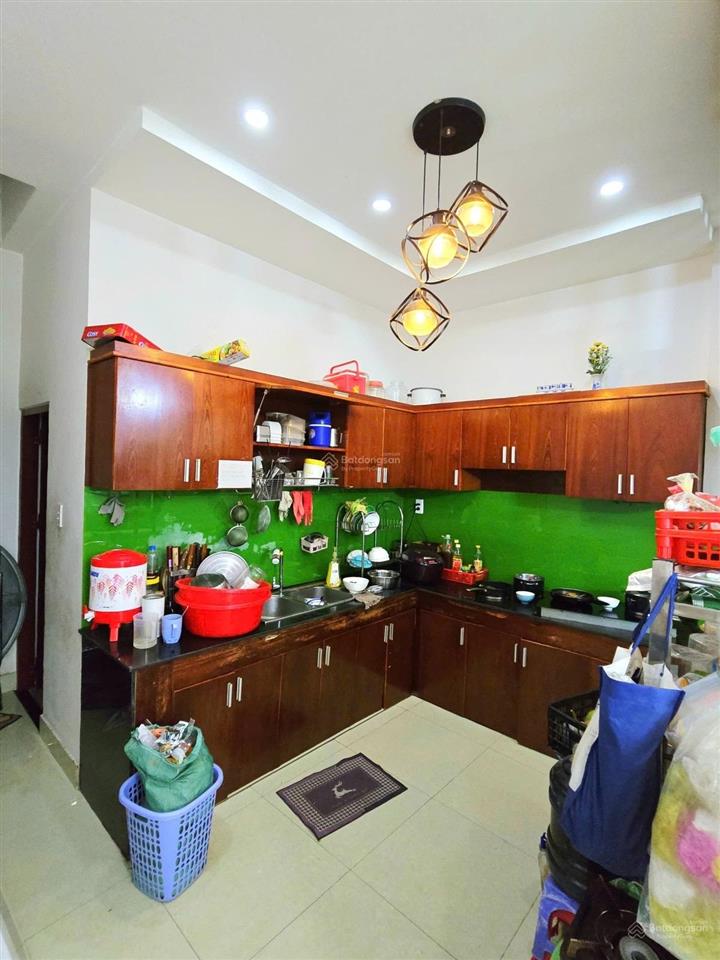 Chỉ 5 tỷ nhỉnh sở hữu ngay nhà 54m2 võ văn hát 3 tầng liền kề đại học tài chính merketing