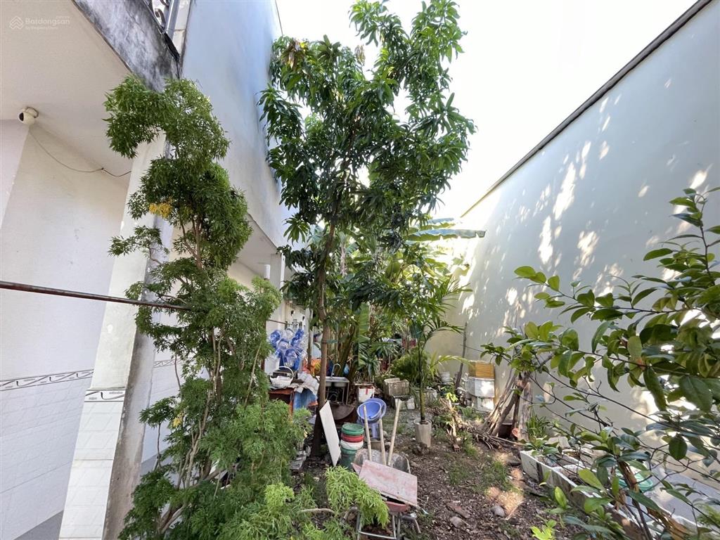 Chỉ 4 tỷ nhỉnh có ngay lô đất 100m2 liền kề nguyễn duy trinh xây dựng tự do
